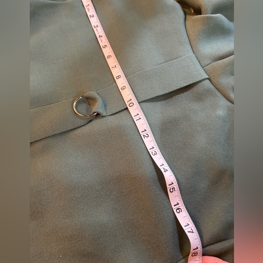 Women’s Hooded Coat M Sage Green Cotton Spandex Snaps Distinctive Details New - Picture 11 of 13